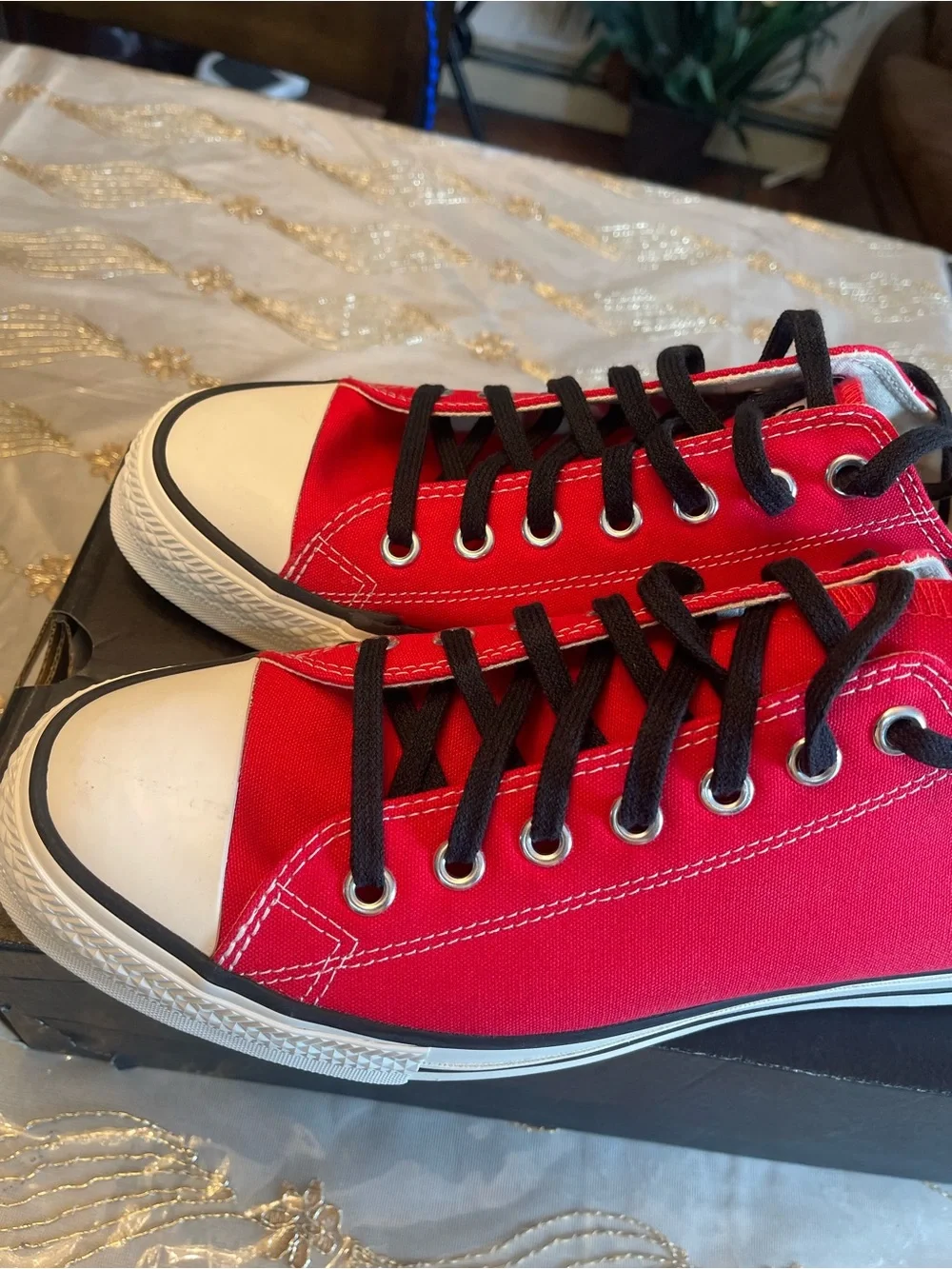 Converse Low-Top Sneakers in Red with Black Laces
